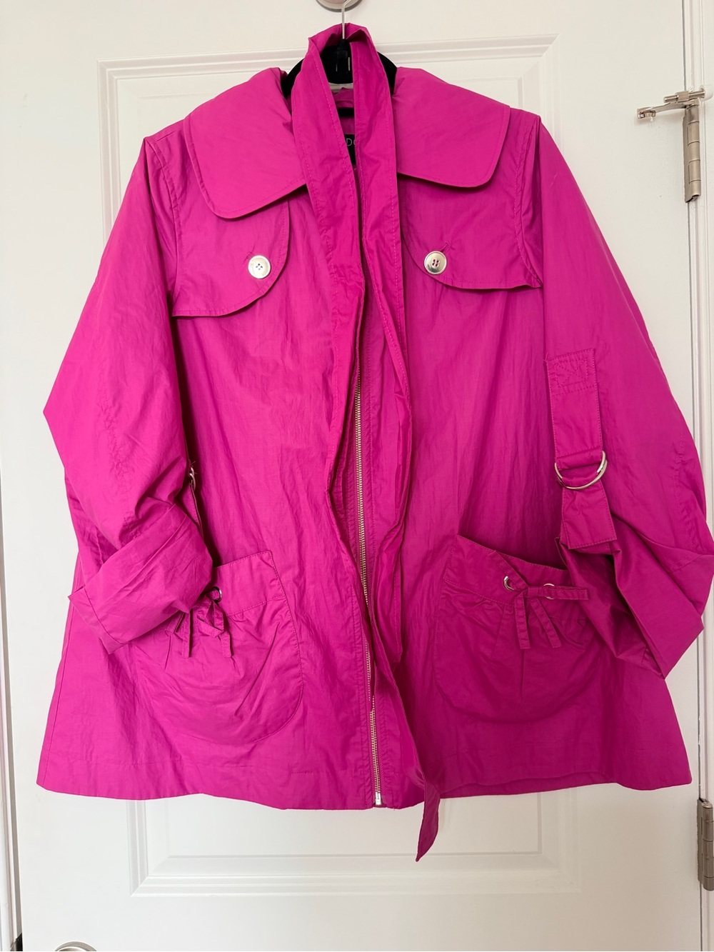 Bernardo Women’s Bright Pink Lightweight Anorak Jacket